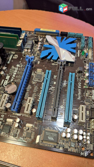 Կոմպլեկտ ASUS P7P55D-E + CPU i5-7500 + RAM 8GB DDR3 միասին Motherboard MB Процессор LGA1151