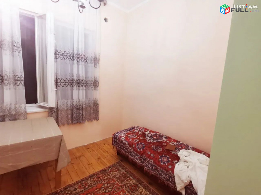 Ա 133