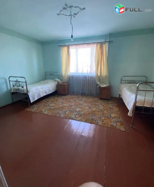 կօդ 8235 / Զովունի բնակարան 2 հարկանի