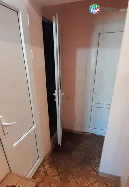կօդ 8242 / Հունան Ավետիսյան փողոց