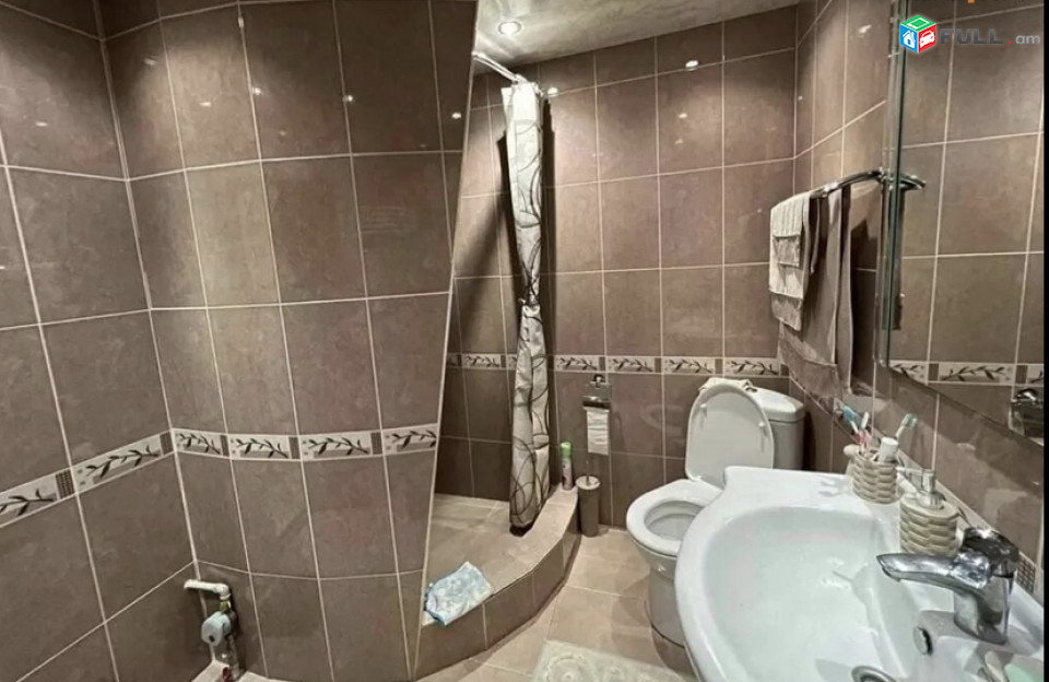 S1302 сдаётся квартира в центре