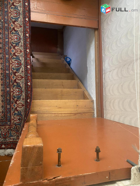 2 սենյականոց բնակարան Արցախի պողոտայում, 80 ք.մ., 2/4 հարկ, կոսմետիկ վերանորոգում