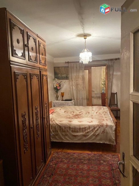 2 սենյականոց բնակարան Արցախի պողոտայում, 80 ք.մ., 2/4 հարկ, կոսմետիկ վերանորոգում