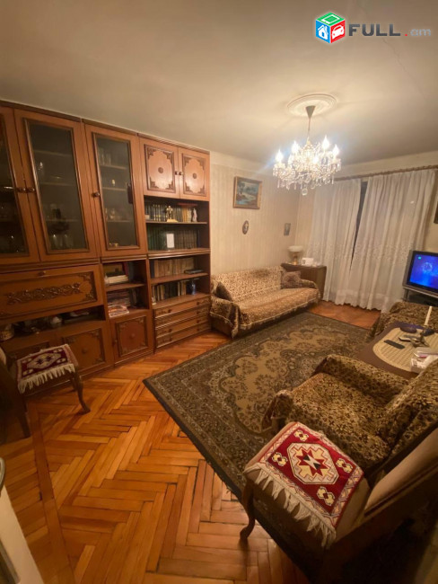 2 սենյականոց բնակարան Արցախի պողոտայում, 80 ք.մ., 2/4 հարկ, կոսմետիկ վերանորոգում
