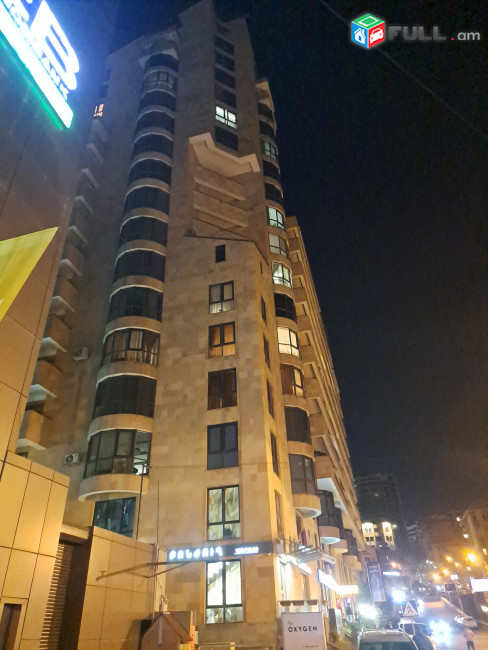 Сдается в аренду 3-х комнатная квартира в новостройке в центре Еревана ул. Амиряна 27
