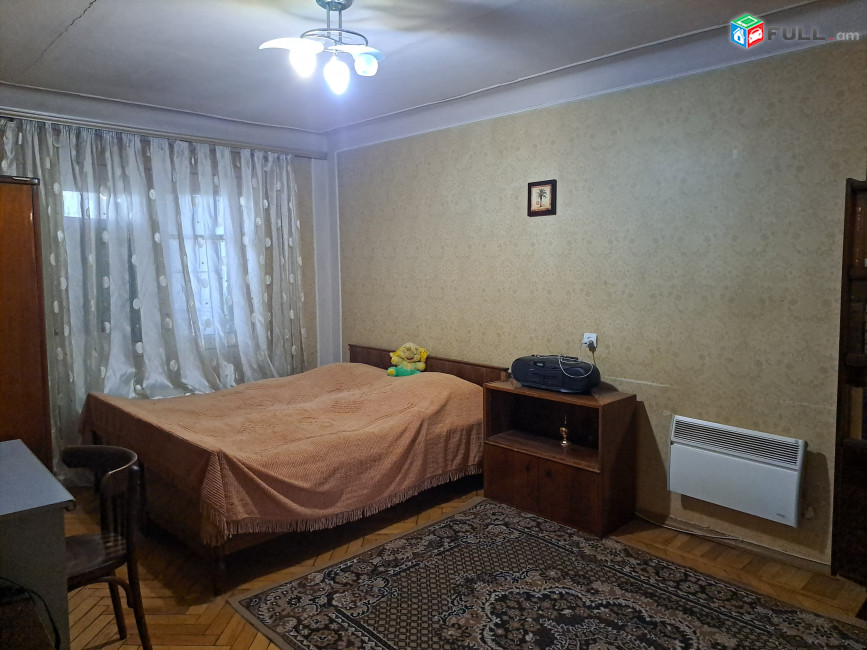 Сдаю в аренду 2-комн. квартиру на пр. Комитаса 1, 79 кв.м., высокие потолки, предпоследний этаж, евроремонт