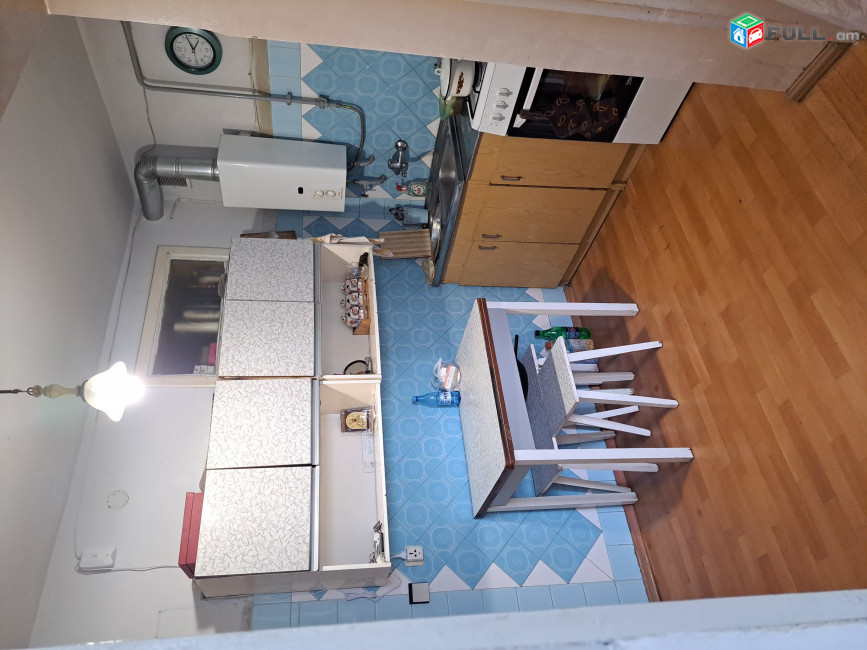 Сдаю в аренду 2-комн. квартиру на пр. Комитаса 1, 79 кв.м., высокие потолки, предпоследний этаж, евроремонт