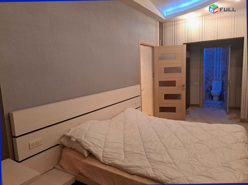 Аренда элитной 2 комнатной квартиры с бассейном в Ереване