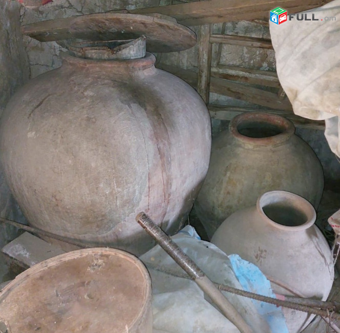 Կարասներ