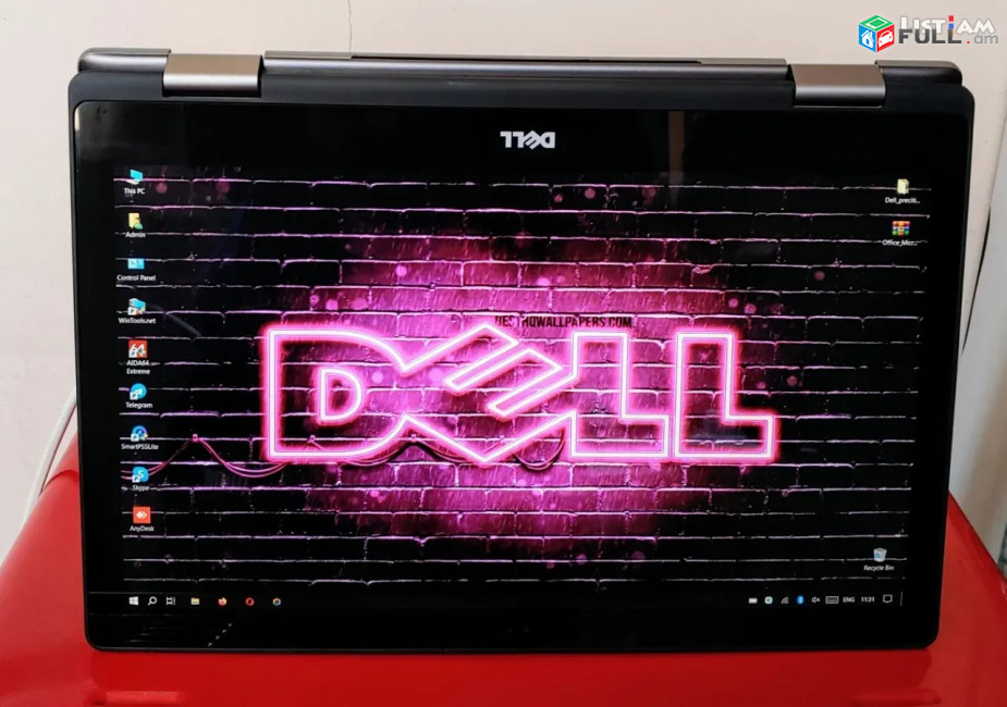 Dell Inspirion 15 7579 / FHD IPS LCD 15.6" / i5 CPU / 16Gb RAM / Intel UHD 620 / 256Gb SSD / 2 in 1 Touch