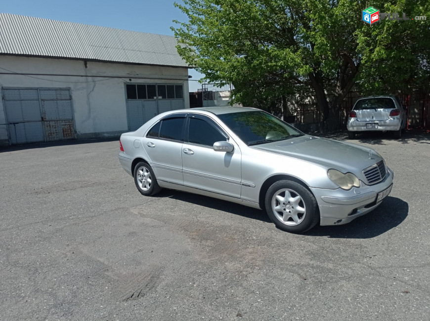 Mercedes-Benz C-Class , 2001թ.