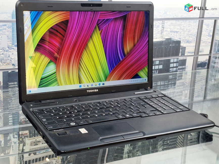 TOSHIBA C660	       CPU	CORE I3 2310M	    RAM	4GB	