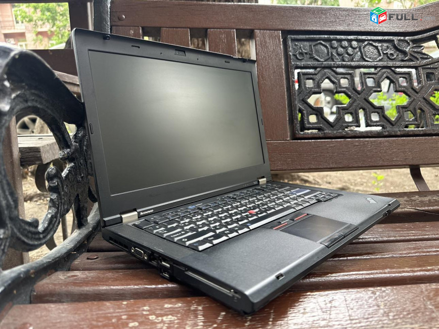 LENOVO T240