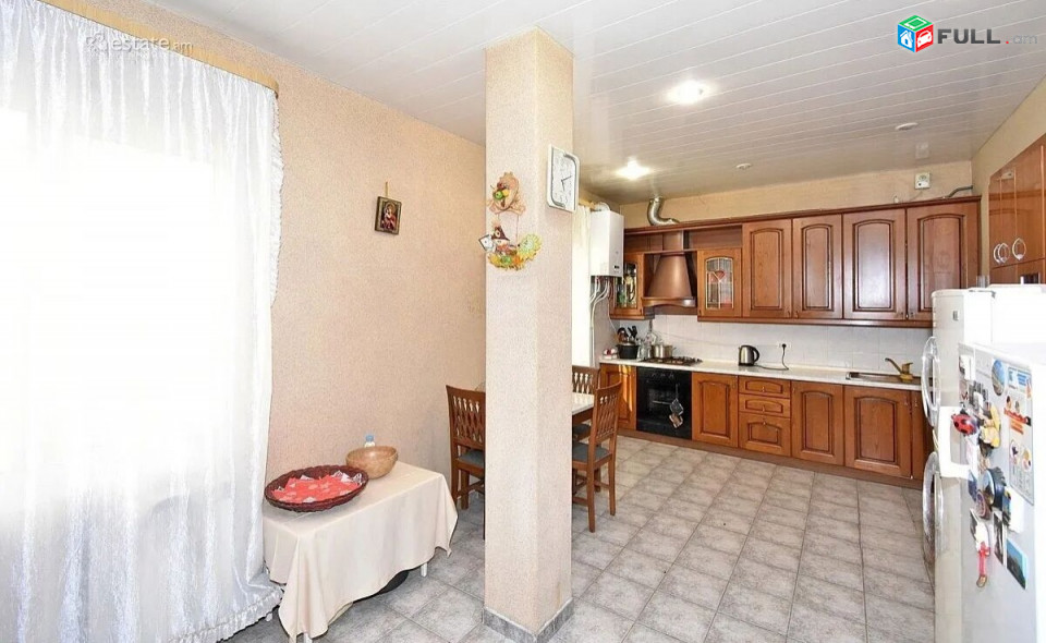 Կենտրոն Տիգրան Մեծ փողոց 3 սենյակ