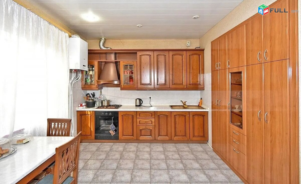 Կենտրոն Տիգրան Մեծ փողոց 3 սենյակ