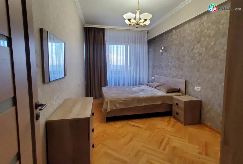 IN0013  Վարձով 3 սենյականոց բնակարան   Օրբելի եղբայրների փողոցում