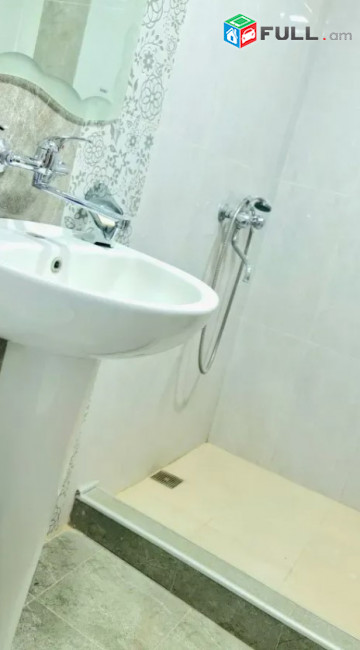 IN0025  Վարձով 3 սենյականոց բնակարան  Լուկաշինի 1-ին փողոցում