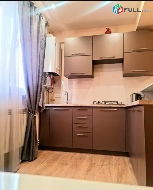 IN0025  Վարձով 3 սենյականոց բնակարան  Լուկաշինի 1-ին փողոցում