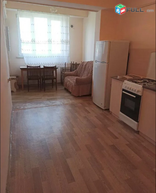 IN0026   Վարձով 3 սենյականոց բնակարան   Մազմանյան փողոցում