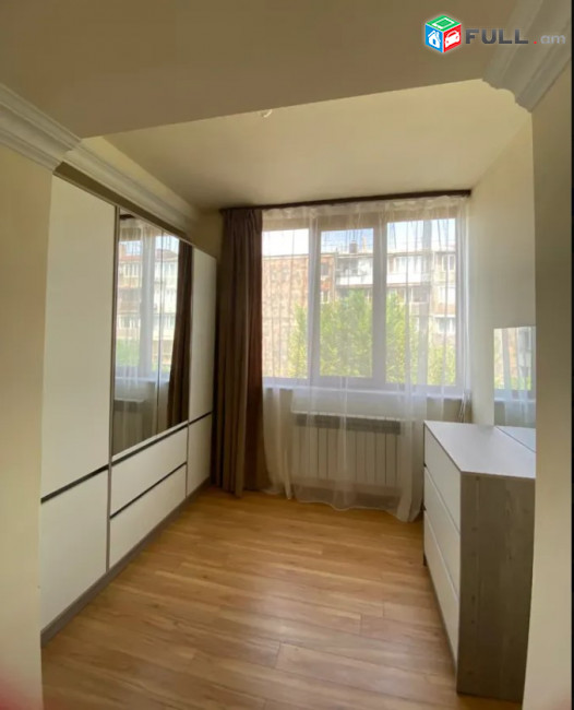 IN0032   Վարձով 2 սենյականոց բնակարան Արամ Խաչատրյանի փողոց