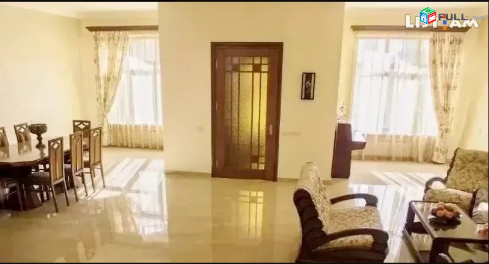 IN0033  Երեք հարկանի քարե տուն Բաբայան փողոցում Քանաքեռ Զեյթունում