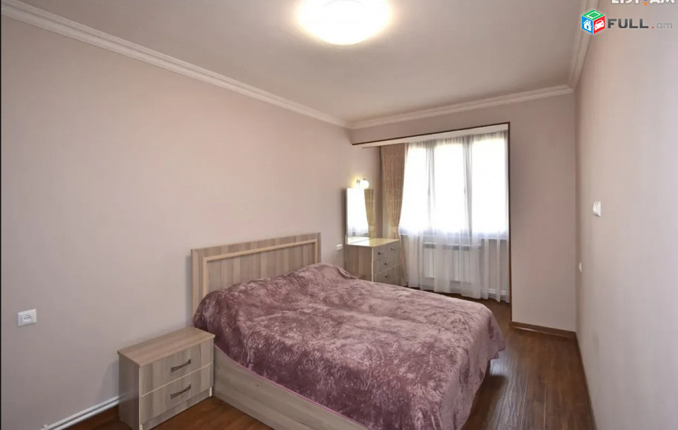 IN0035  Վարձով 3 սենյականոց բնակարան   Գրիբոյեդով փողոցում