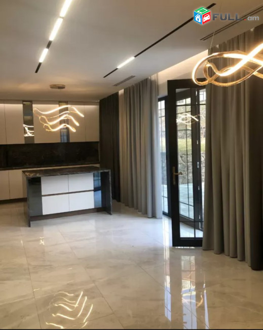 IN0037  Երկու հարկանի տուն Վերին Անտառային փողոցում կենտրոնում, 350 ք.մ., 3+ սանհանգույց