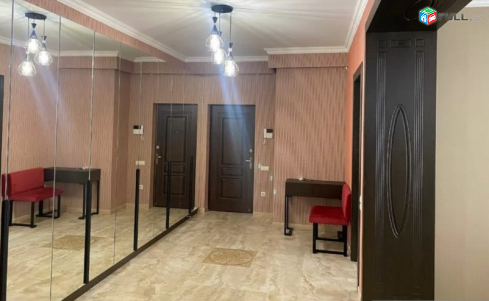 IN0046 Վարձով 3 սենյականոց բնակարան Արամի փողոցում