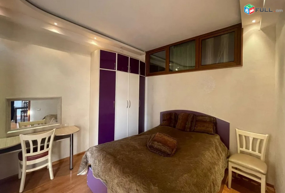 IN0058   Վարձով 4 սենյականոց բնակարան Արամի փողոցում