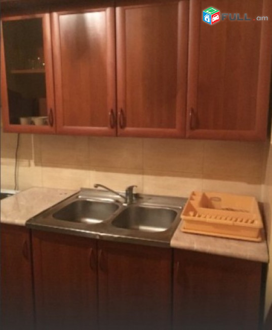 IN0060  Վարձով 3 սենյականոց բնակարան Սայաթ-Նովայի պողոտայում