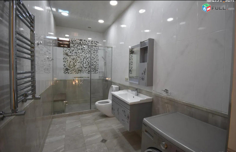 IN0081 Երեք հարկանի քարե տուն Նորքի 9-րդ փողոցում Նորք Մարաշում