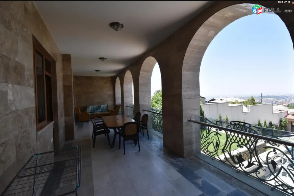 IN0081 Երեք հարկանի քարե տուն Նորքի 9-րդ փողոցում Նորք Մարաշում