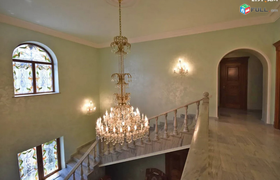 IN0081 Երեք հարկանի քարե տուն Նորքի 9-րդ փողոցում Նորք Մարաշում