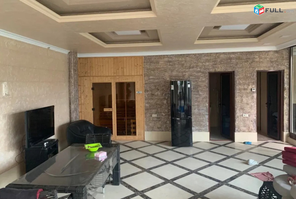 IN0089  Երեք հարկանի քարե տուն Ավանում, 1200 ք.մ., 3+ սանհանգույց, կապիտալ վերանորոգված