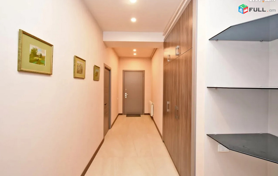 IN0102 Վարձով 3 սենյականոց բնակարան Ձորափի փողոցում