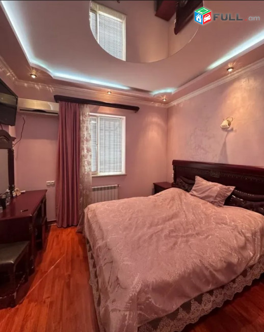 IN0105 Մեկ հարկանի քարե տուն Սարմենի փողոցում կենտրոնում
