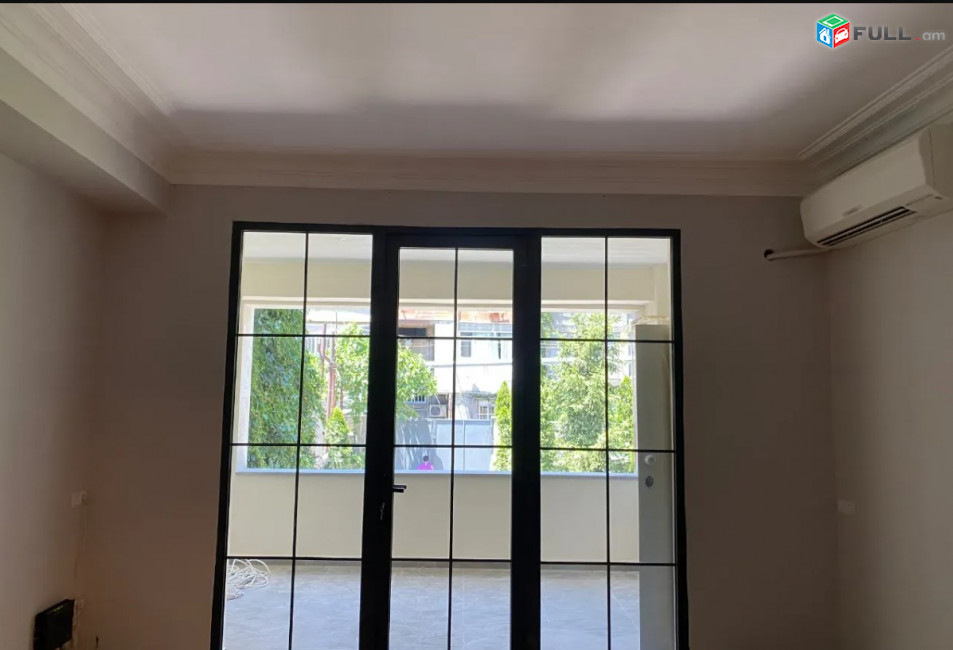 IN0108 Երեք հարկանի քարե տուն, Մարշալ Բաղրամյան պողոտայի 4-րդ նրբանցք Արաբկիրում