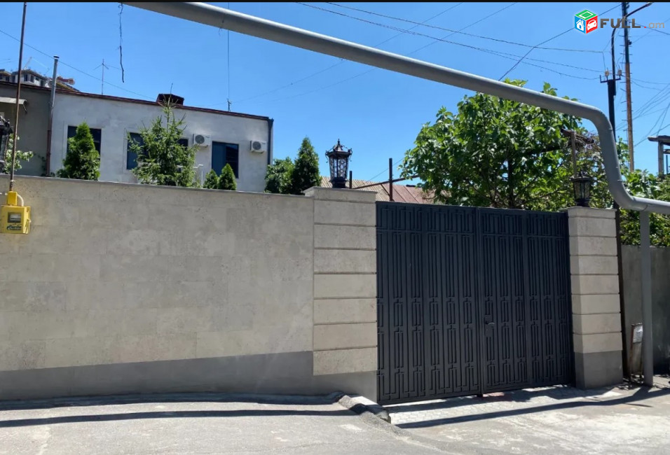 IN0108 Երեք հարկանի քարե տուն, Մարշալ Բաղրամյան պողոտայի 4-րդ նրբանցք Արաբկիրում