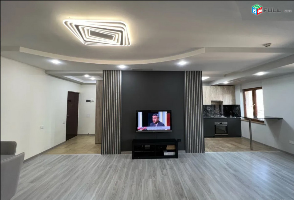 IN0113  Վարձով 3 սենյականոց բնակարան նորակառույց շենքում  Խաչատուր Աբովյանի փողոցում