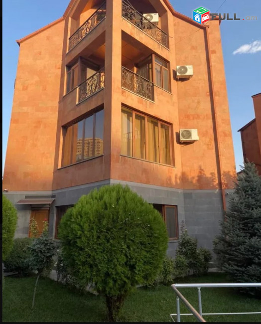 IN0121 Չորս հարկանի քարե տուն Արաբկիրում, 750 ք.մ., 3+ սանհանգույց, դիզայներական ոճով վերանորոգված