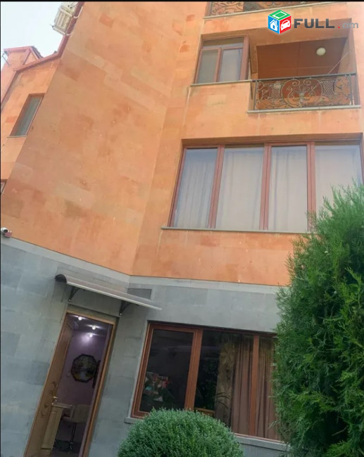 IN0121 Չորս հարկանի քարե տուն Արաբկիրում, 750 ք.մ., 3+ սանհանգույց, դիզայներական ոճով վերանորոգված