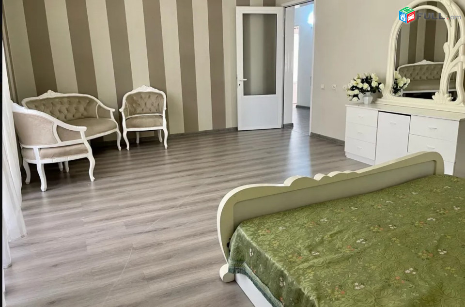 IN0124  Չորս հարկանի քարե տուն Սիմոն Երևանցի փողոցում կենտրոնում, 550 ք.մ., 3+ սանհանգույց, եվրովերանորոգված