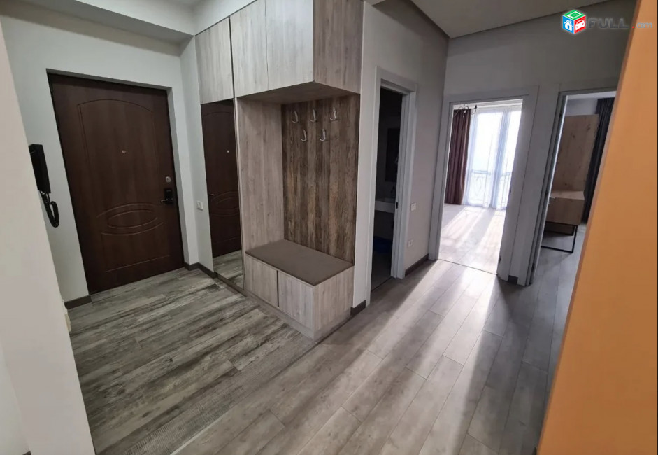 IN0145 Վարձով 3 սենյականոց բնակարան նորակառույց շենքում Սասնա Ծռերի փողոցում