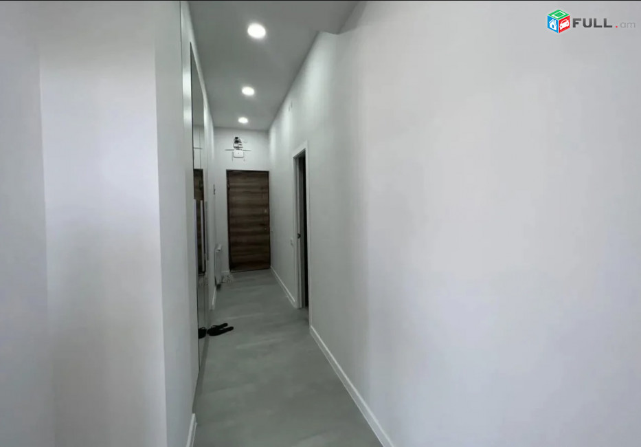 IN0146 Վարձով 4 սենյականոց բնակարան նորակառույց շենքում Սասնա Ծռերի փողոցում