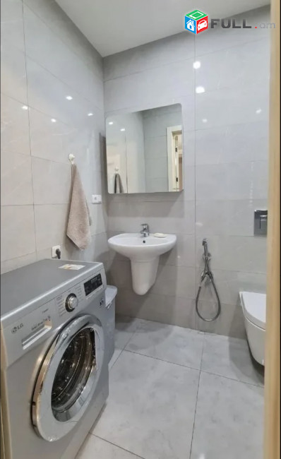 IN0149 Վարձով 2 սենյականոց բնակարան Չարենցի փողոցում
