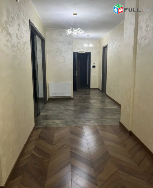 IN0161 Վարձով 4 սենյականոց բնակարան նորակառույց շենքում Հյուսիսային պողոտայում