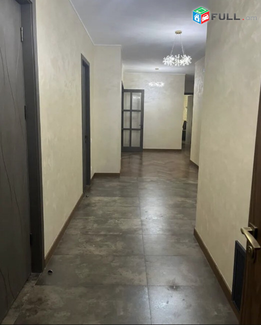 IN0161 Վարձով 4 սենյականոց բնակարան նորակառույց շենքում Հյուսիսային պողոտայում