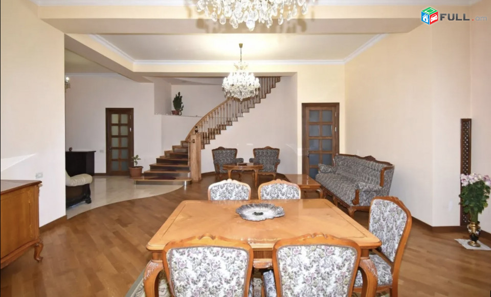 IN0190 Չորս հարկանի տուն Սոսեի փողոցում կենտրոնում, 500 ք.մ., 3+ սանհանգույց, կապիտալ վերանորոգված