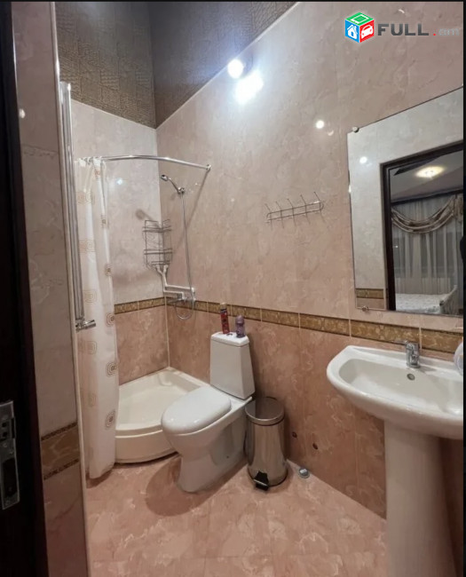 IN0191 Երեք հարկանի քարե տուն, Համո Սահյան Արաբկիրում, 600 ք.մ., 3+ սանհանգույց