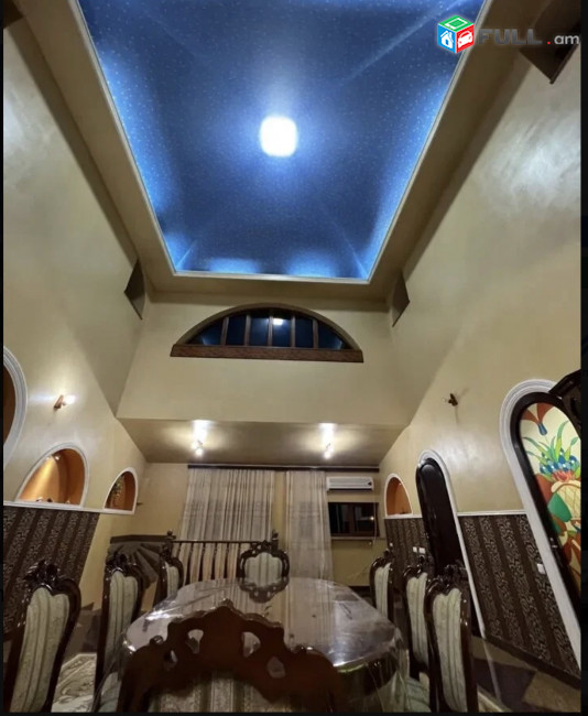 IN0191 Երեք հարկանի քարե տուն, Համո Սահյան Արաբկիրում, 600 ք.մ., 3+ սանհանգույց